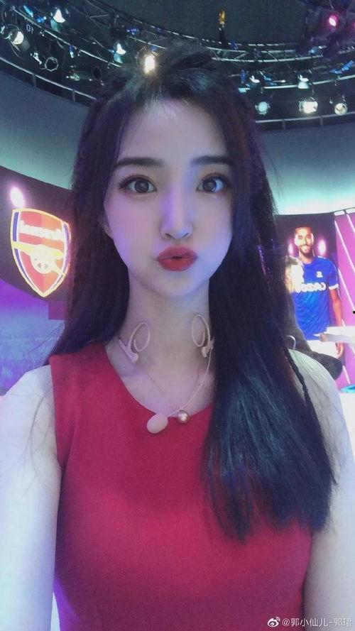 美女爆料短视频  第1张